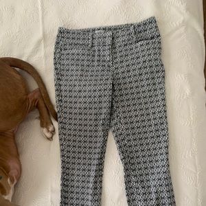 Caché Black&White patterned crop pants, Size 4.